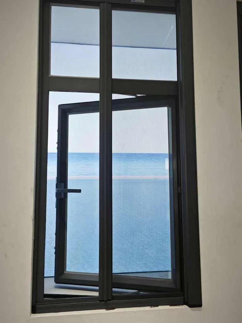 Pantalla deslizante universal sin marco que difunde la luz para ventanas en dormitorios residenciales