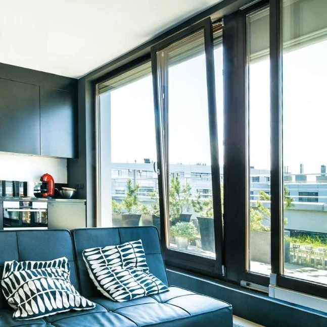 Precio de fábrica nuevo diseño de parrilla de aluminio UPVC doble triple acristalamiento deslizante de casement toldo de giro hacia arriba doble simple colgado vidrio ventana de PVC