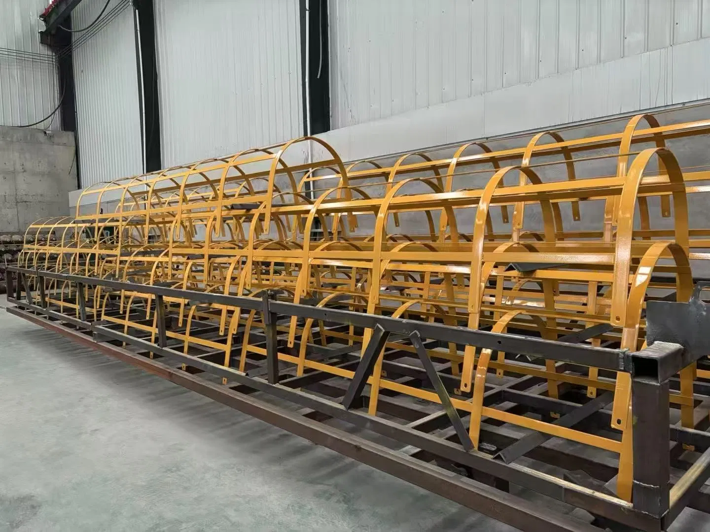 High Performance Auto Lift Platform-Top High Mast Light Pole for Railway Stations