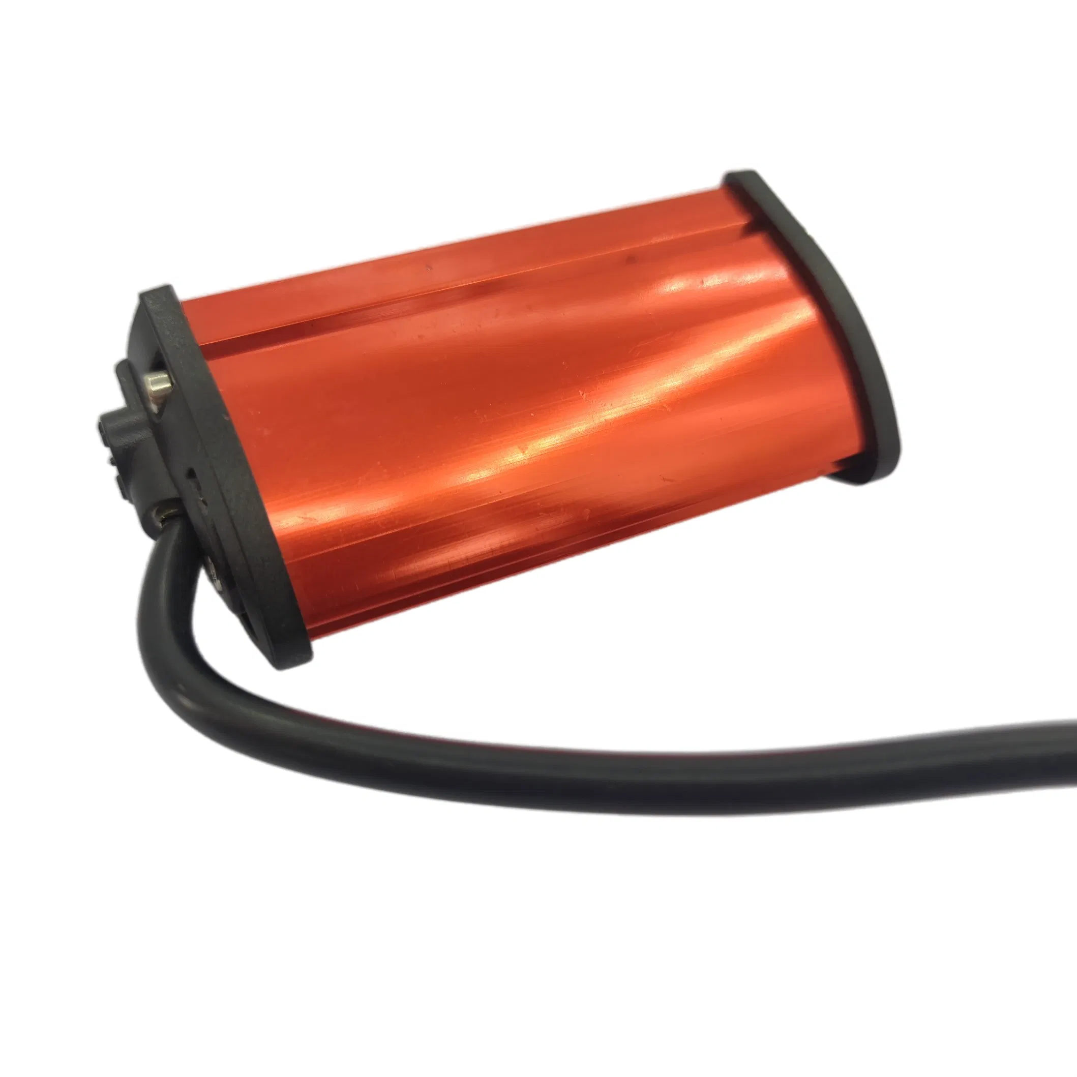 Faro LED de alta potencia a prueba de agua con exterior naranja e intensidad