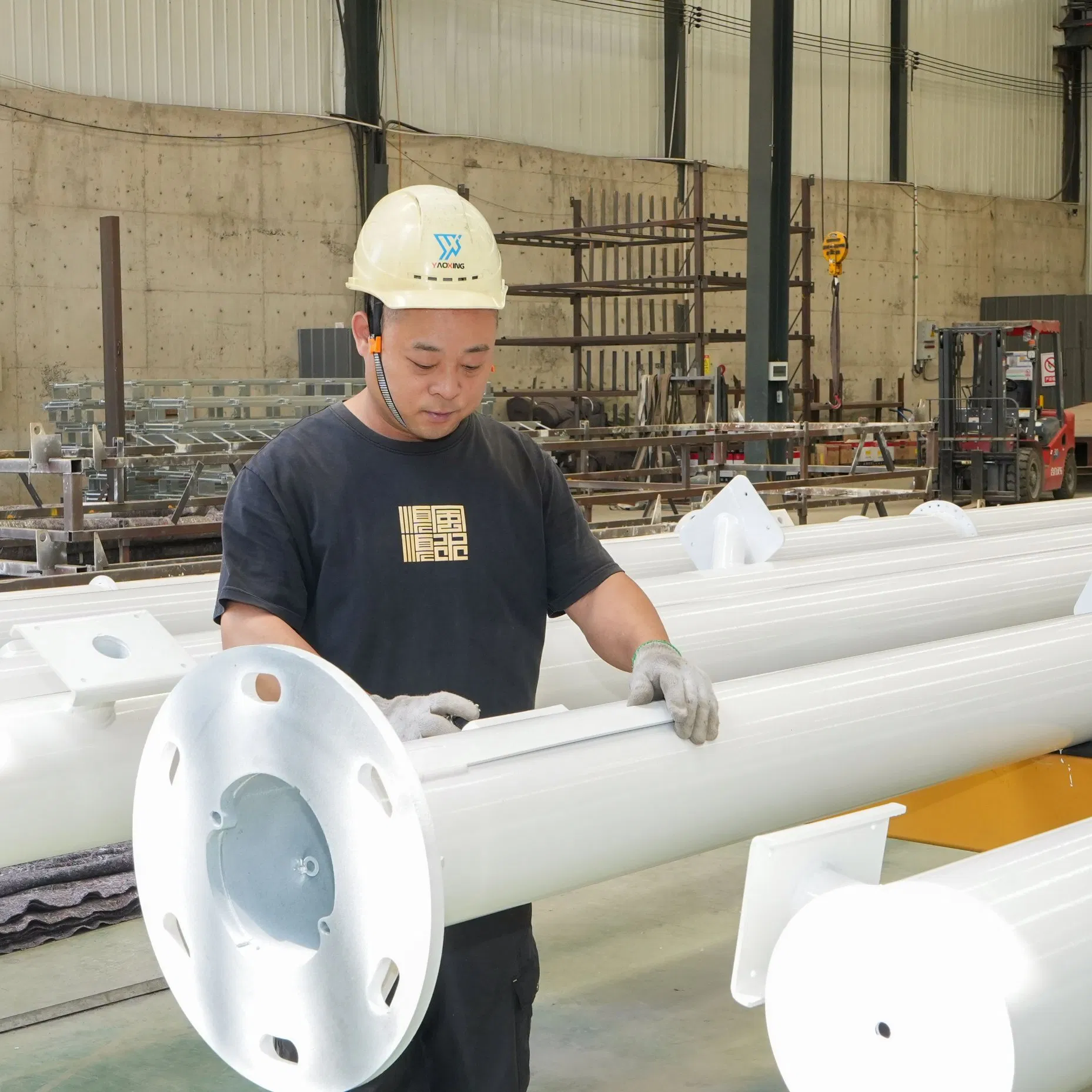 Commercial Grade Fixed Top Anticorrosive High Mast Light Pole for Sports Fields