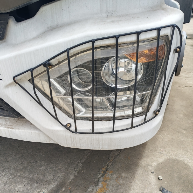 Luces de carrocería comerciales de alta calidad para faros delanteros de camiones pesados Shacman