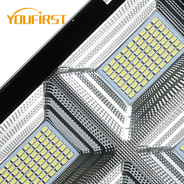 Luz solar callejera dividida nuevo diseño iluminación LED comercial