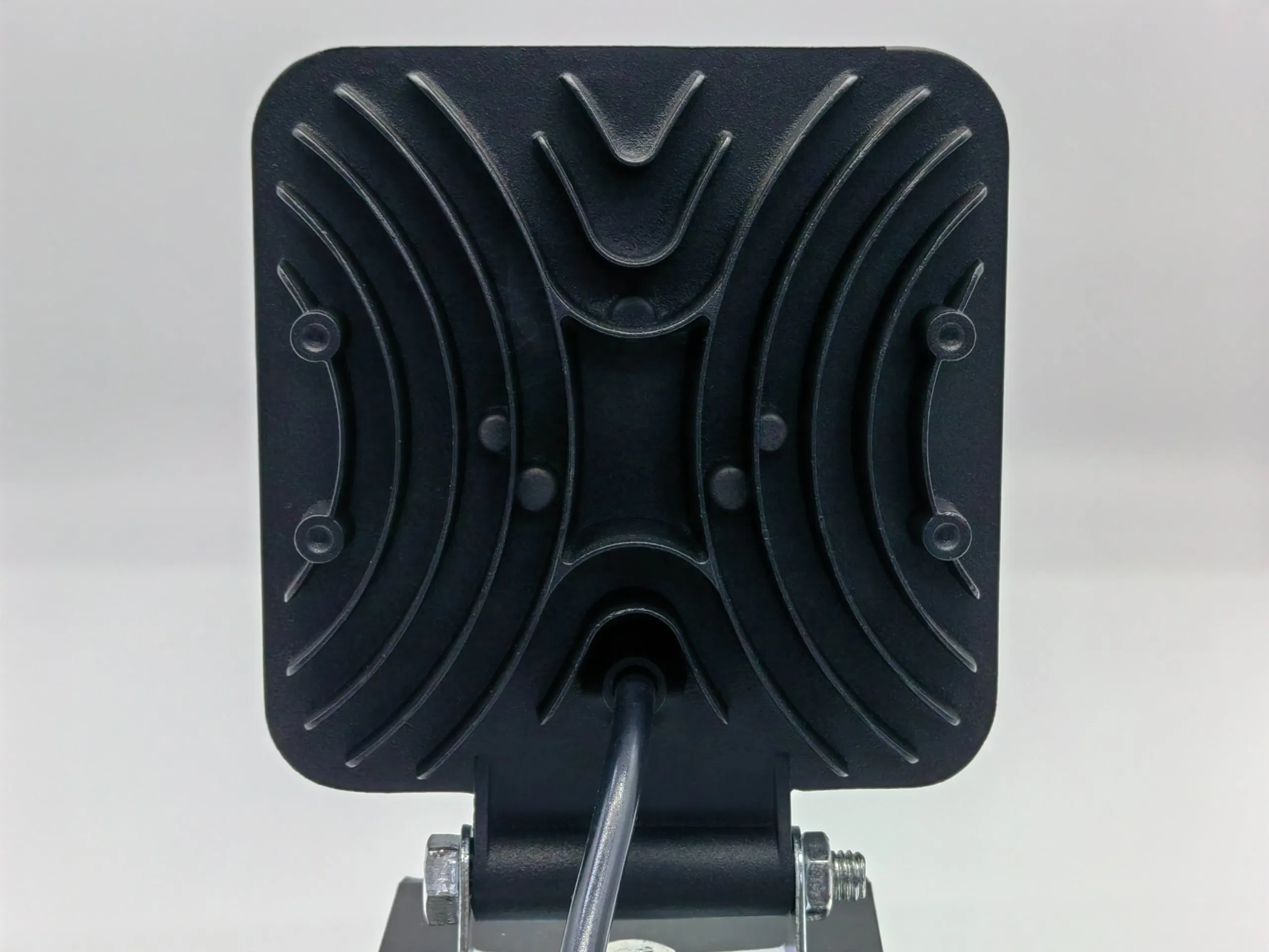 4 Luz de trabajo LED cuadrada de una pulgada para automóvil, camión, trenes, luz de remolque, lámpara exterior de auto, iluminación exterior de auto 12/24V Faro universal de inundación y punto