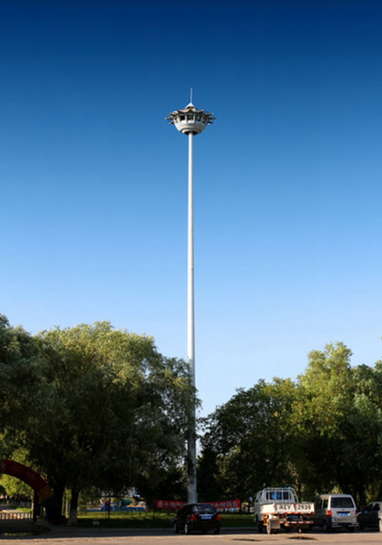 Construcción Duradera Poste de Luz de Alto Mástil Ajustable en Altura con Superficie en Voladizo