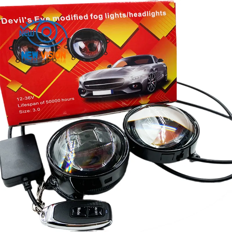 Vistas de ángulo de las luces de coche Devil's Eye