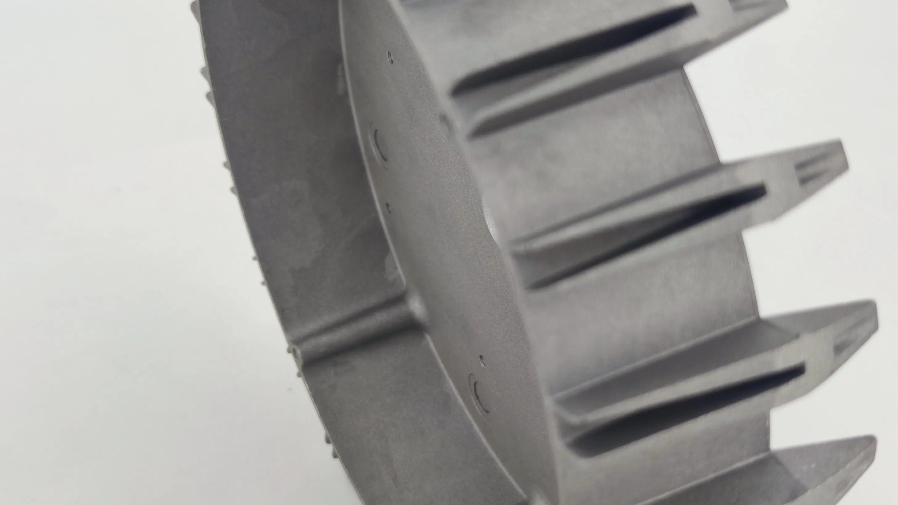 Lámpara de techo LED de aluminio elegante con fundición de zinc