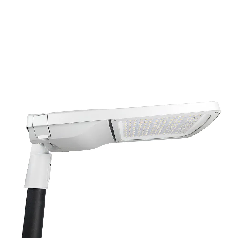 Luces de Calle Inteligentes LED Exteriores Seguridad Control NEMA 4000K Farola Blanca Brillante Auto encendido/apagado Al Amanecer con Control Remoto para Iluminación de Jardín y Calle