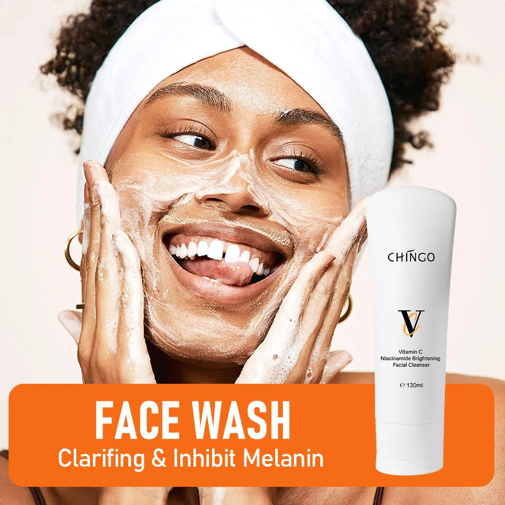 Leite de Limpeza Suave Iluminador com Vitamina C e Niacinamida Marca Privada