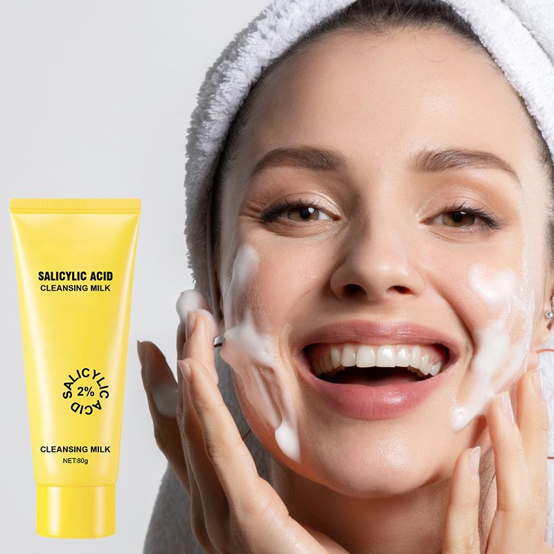 Limpeza com Ácido Salicílico para Remoção de Acne para Cuidados Diários com a Pele