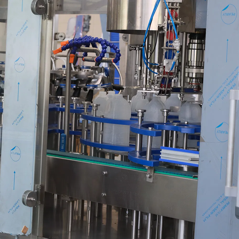 Desempenho Estável Monobloco de Lavagem, Engarrafamento e Tampagem de Leite Aseptic Laban para Bebidas Energéticas e Água com Sabor