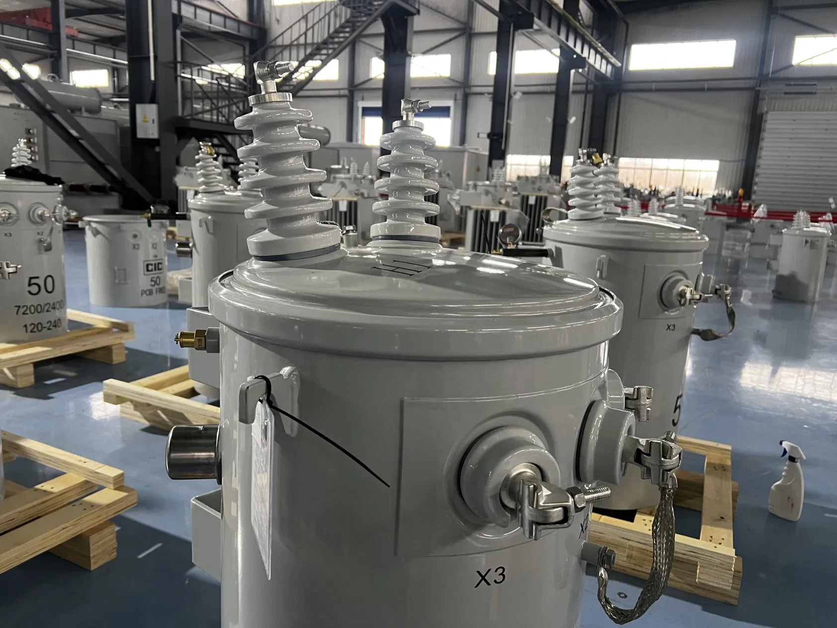 Yawei Hot Sales Customized Single-Phase Oil-Immersed Power Transformer 5kVA~500kVA Pole Mounted Transformer