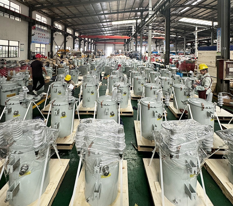 Yuanchen IEC60076 Best Price Good Quality 10kVA-250kVA 13.2kv/7.62kv Pole Mounted Single Phase Cylindrical Oil Transformer with Copper Winding