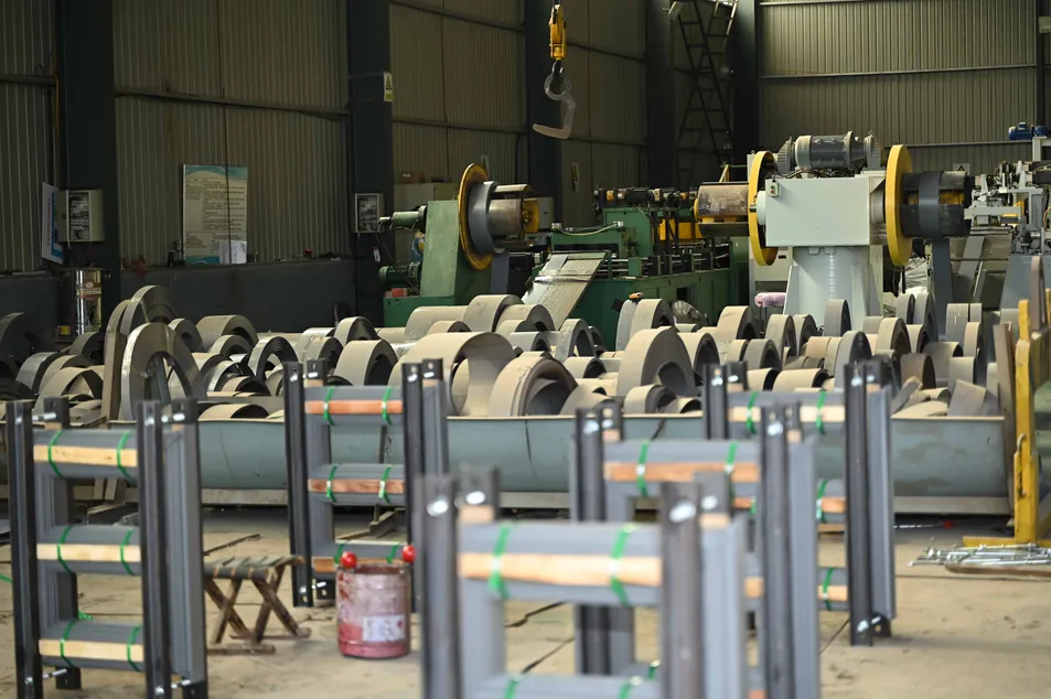 Distribution Transformer View 1