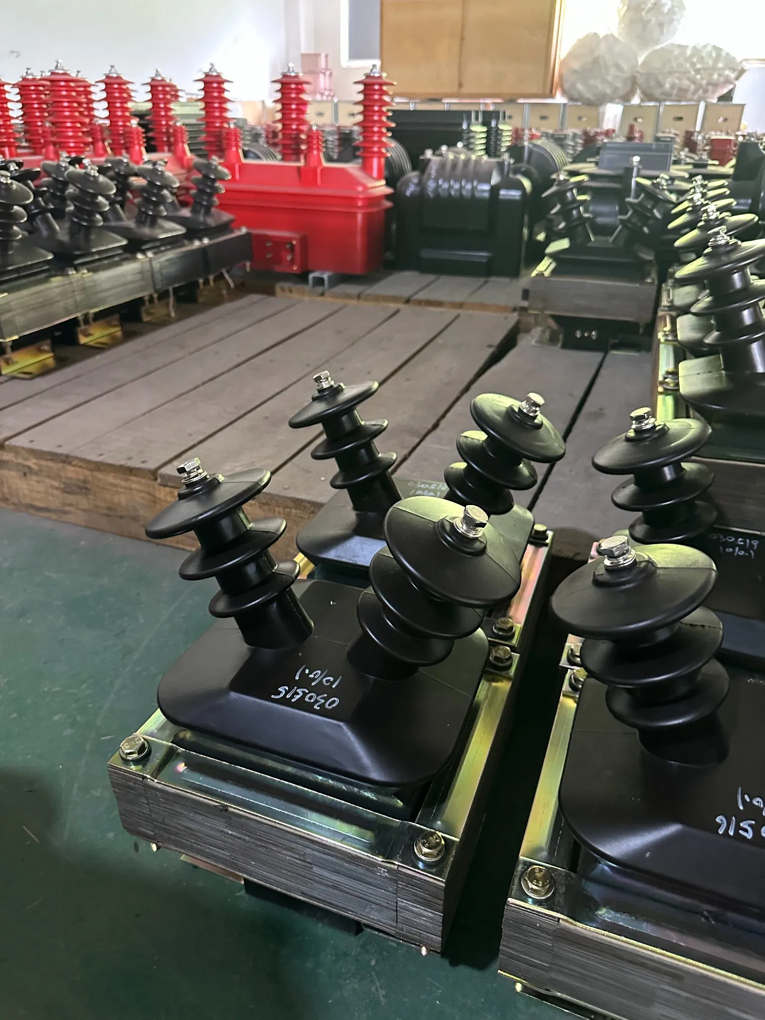 10kv PT 11000/110V Indoor Semi-Closed Epoxy-Resin Casting Type Voltage Transformer