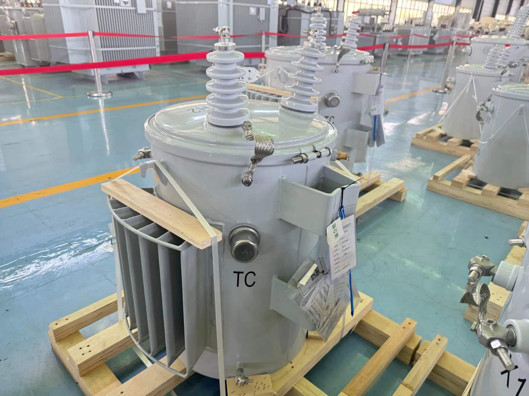 Yawei Customized ANSI 75kVA-50kVA Overhead Pole Mounted Transformer 12470/21600d -240/480y
