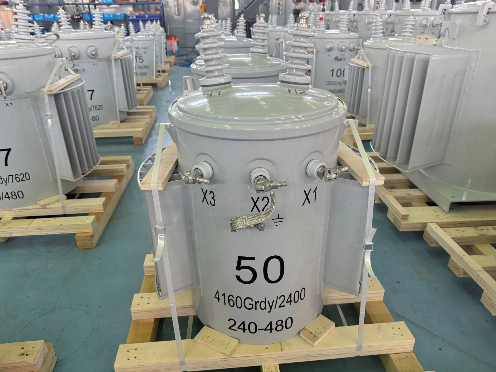 Yawei Customized ANSI 75kVA-50kVA Overhead Pole Mounted Transformer 12470/21600d -240/480y