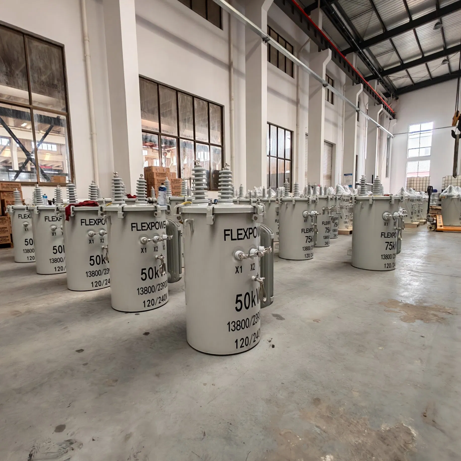 IEEE Standard Single-Phase Oil-Immersed Pole-Mounted Distribution Transformer 50/60Hz Factory Direct Price