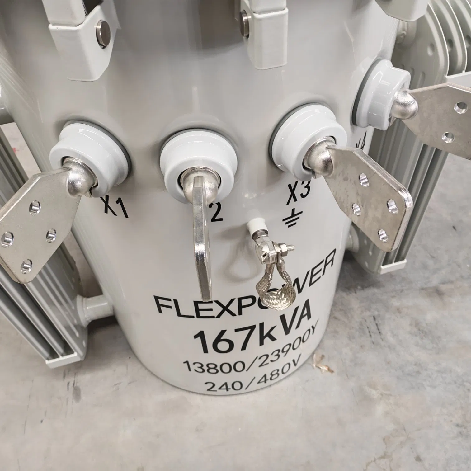 IEEE Standard Single-Phase Oil-Immersed Pole-Mounted Distribution Transformer 50/60Hz Factory Direct Price