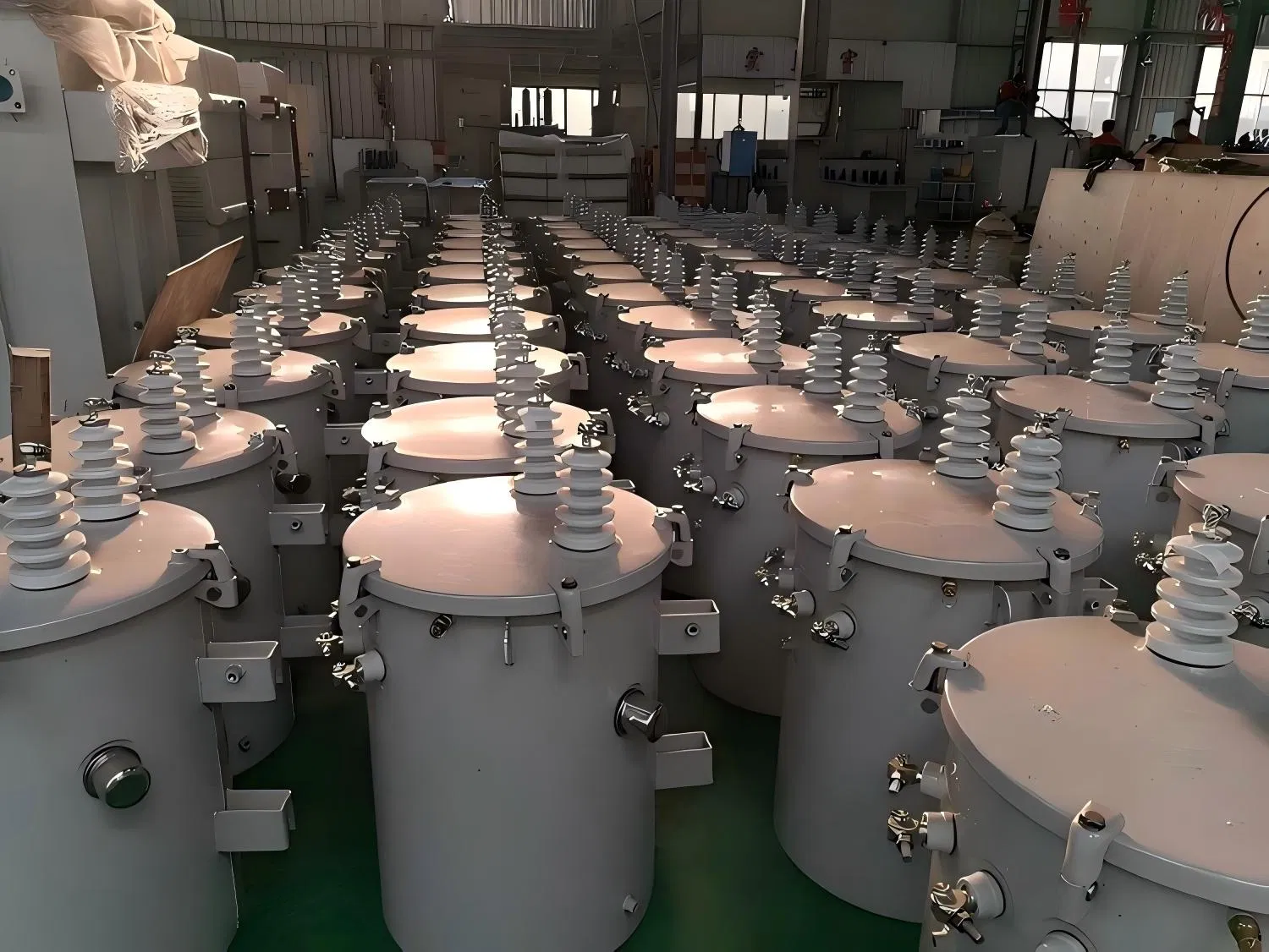 Huawan Single Phase Pole Mounted Oil Immersed Transformer 10kVA/25kVA/37.5kVA/75kVA