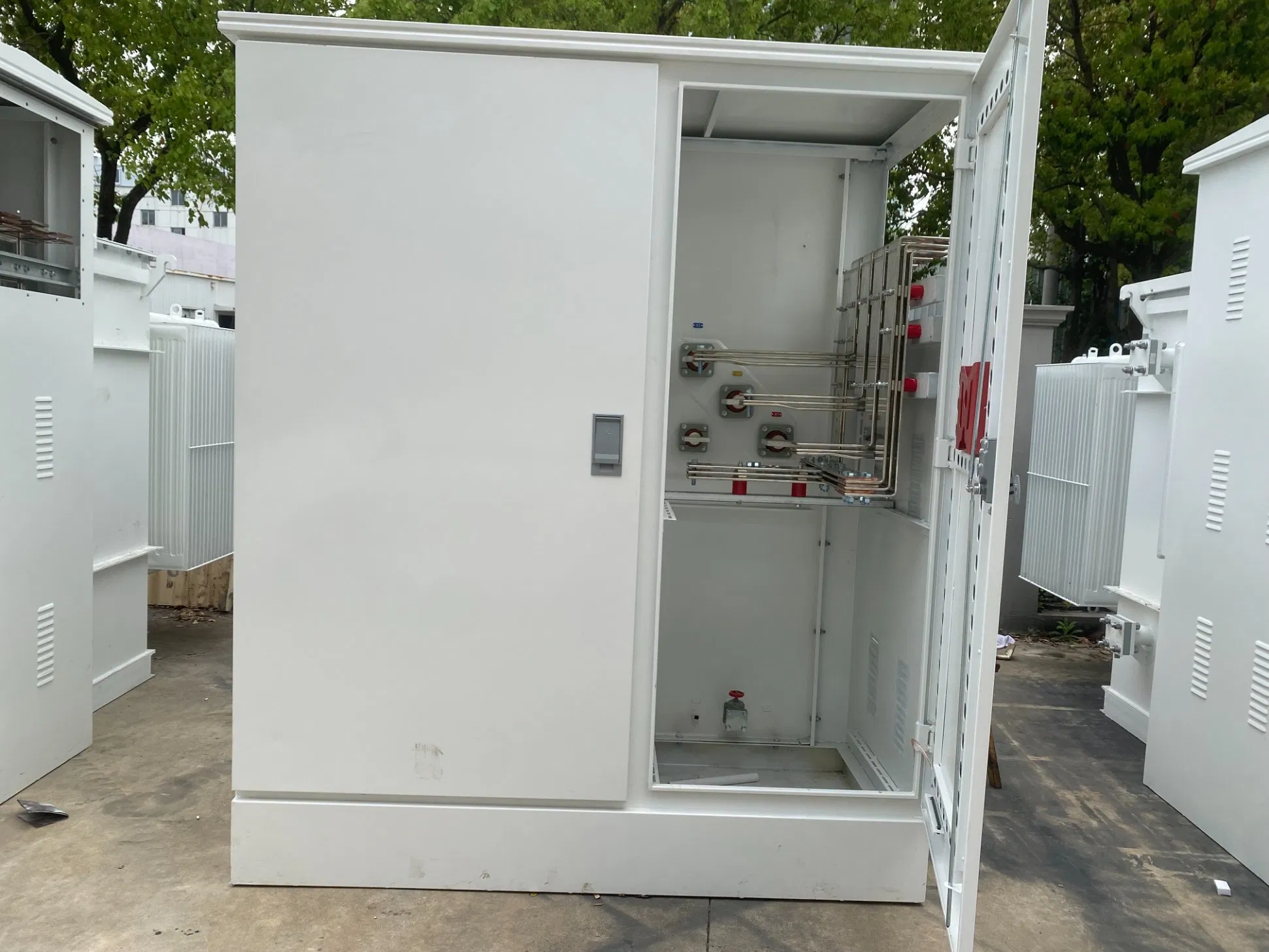 12.47kv/0.415kv 2200kVA Pad Mounted Transformer American Type Substation