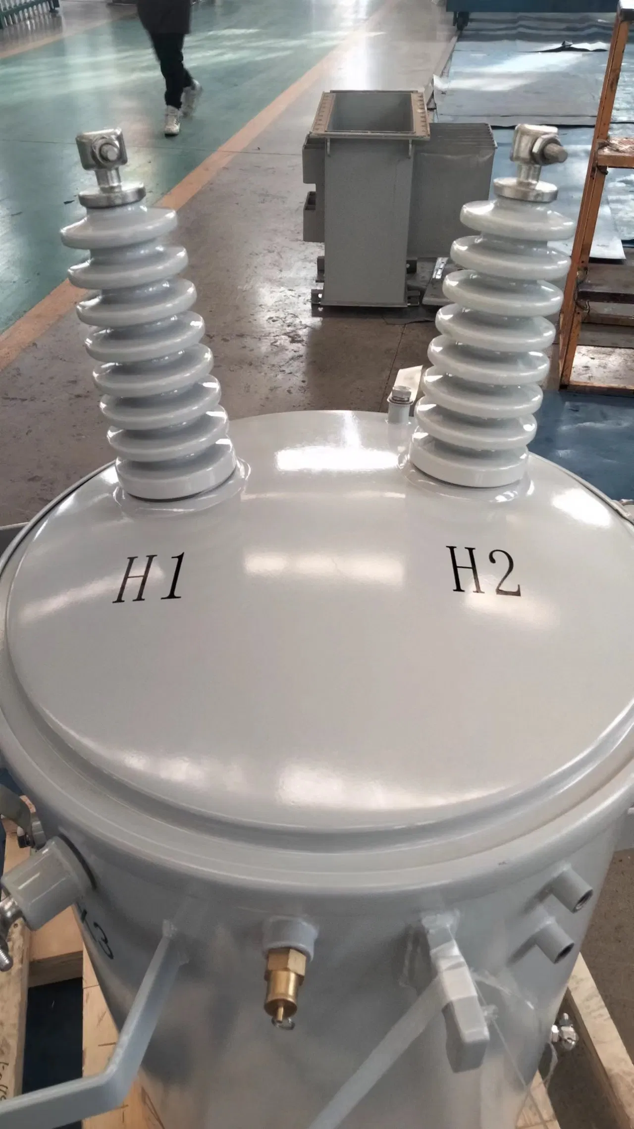 Single Phase 5kVA-160kVA 13.2kv/7620V-120/240V Oil-Immersed Distribution Pole Mounted Overhead Type Transformer