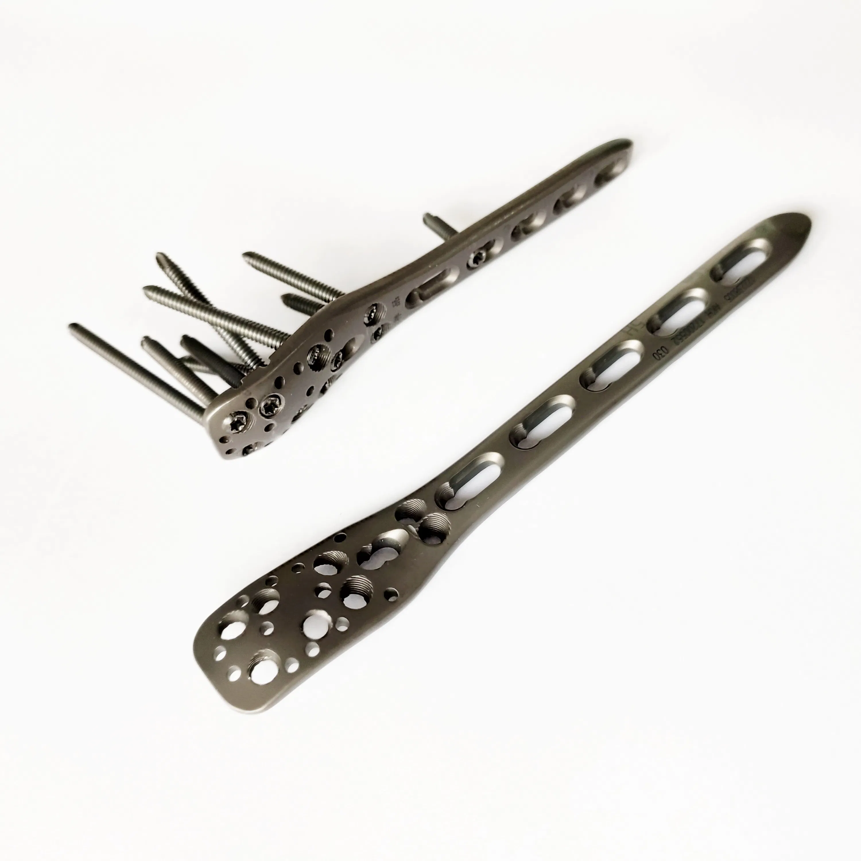 Canwell Humerus Orthopedic Bone Titanium Plate Implant Price Humeral Locking Plate