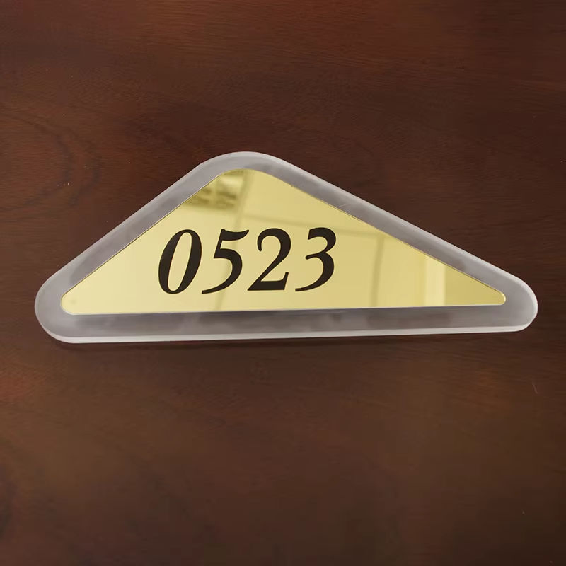 Ezd Manufacturer Red Wood Acrylic Hotel Door Number Signage