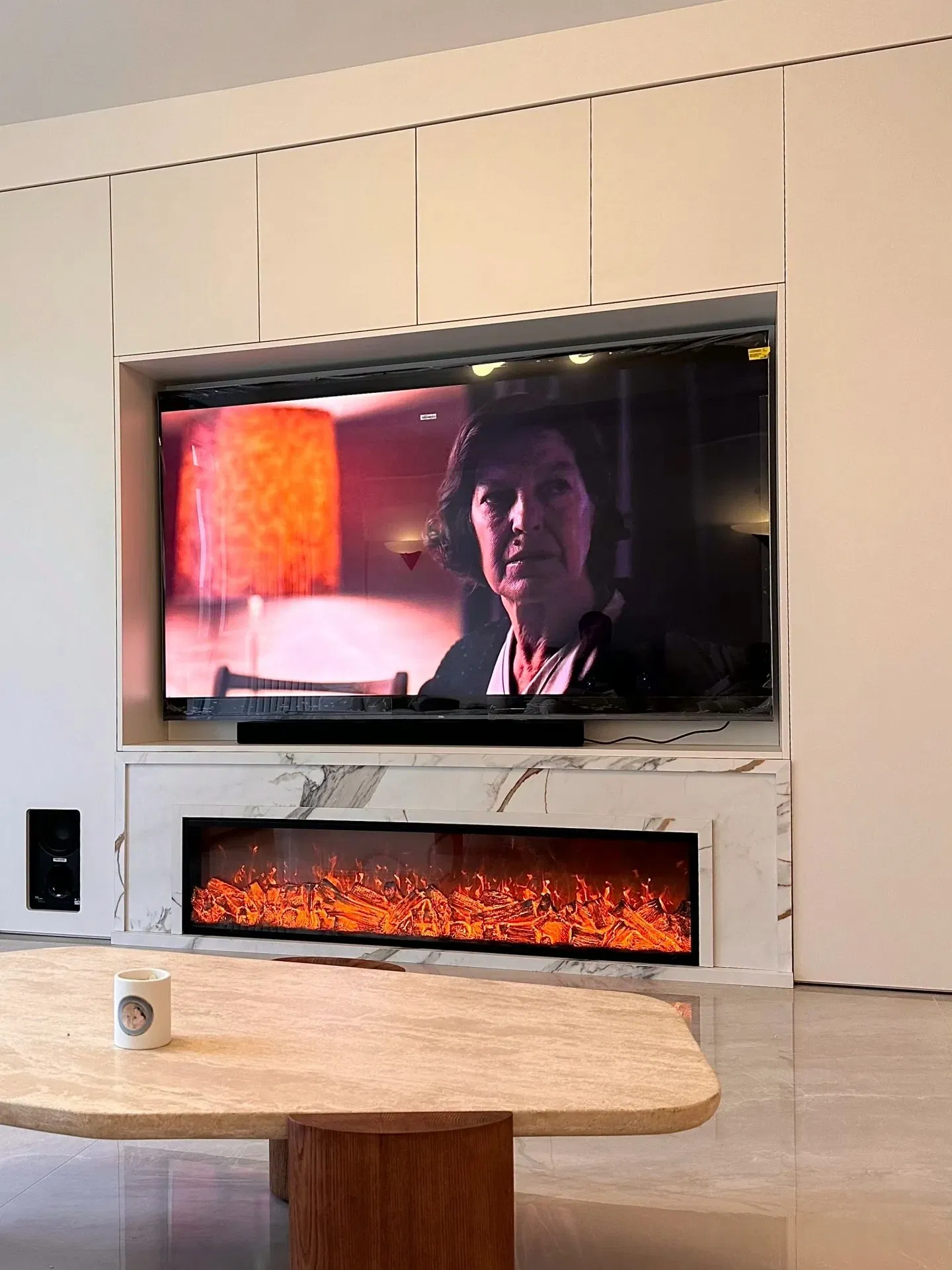 Minimalist Modern Living Room Movable Wooden Fireplace TV Stand Combination Wall Mounted Background Wall Cabinet