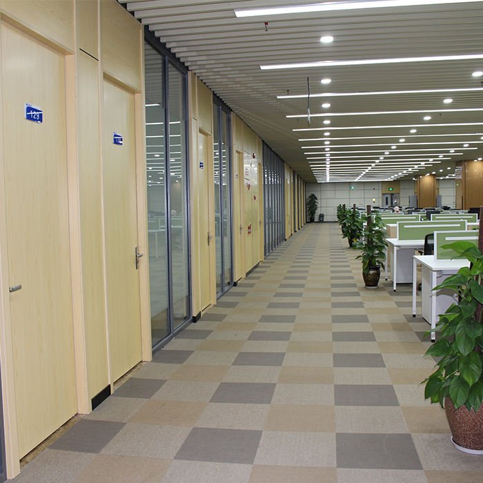 High Quality Glass Partition Wall Office Partition Factory Partition Room Modular Wall Divider with Wooden Doors