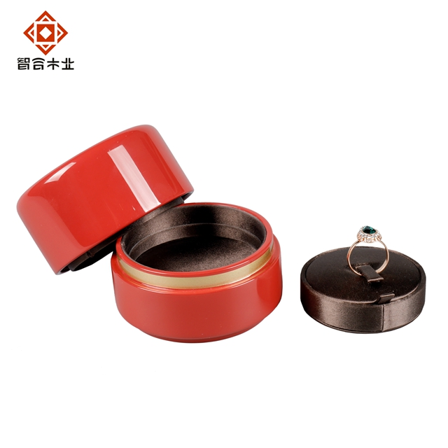 Wholesale Elegant High Gloss Handcrafted Small Wooden Jewelry Box for Rings and Necklaces