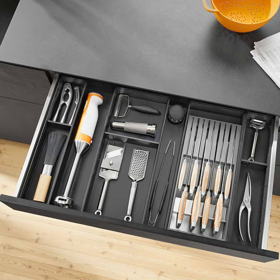 Bamboo Sliverware Cutlery Tray Expandable Wood Drawer Organizer for Kitchen Utensils Flatware Storage