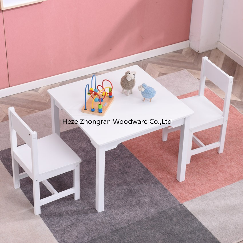 Eco Friendly Kids Wooden Furniture Children Table Chairs Set