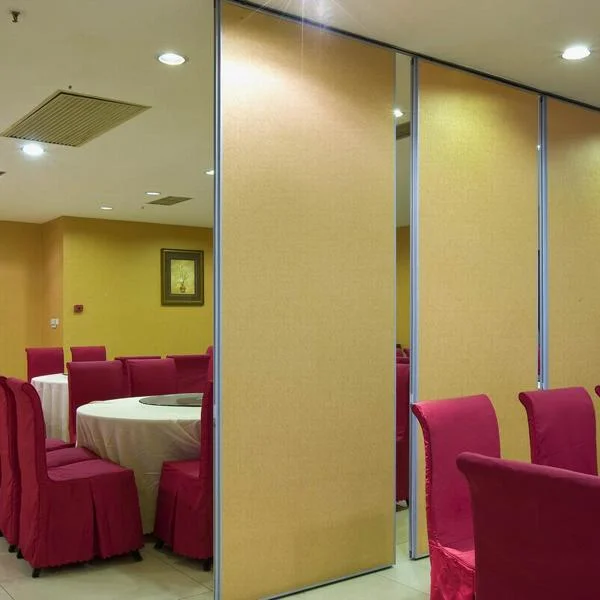 Conference Room Hanging Room Dividers Soundproof Wooden Movable Partitions