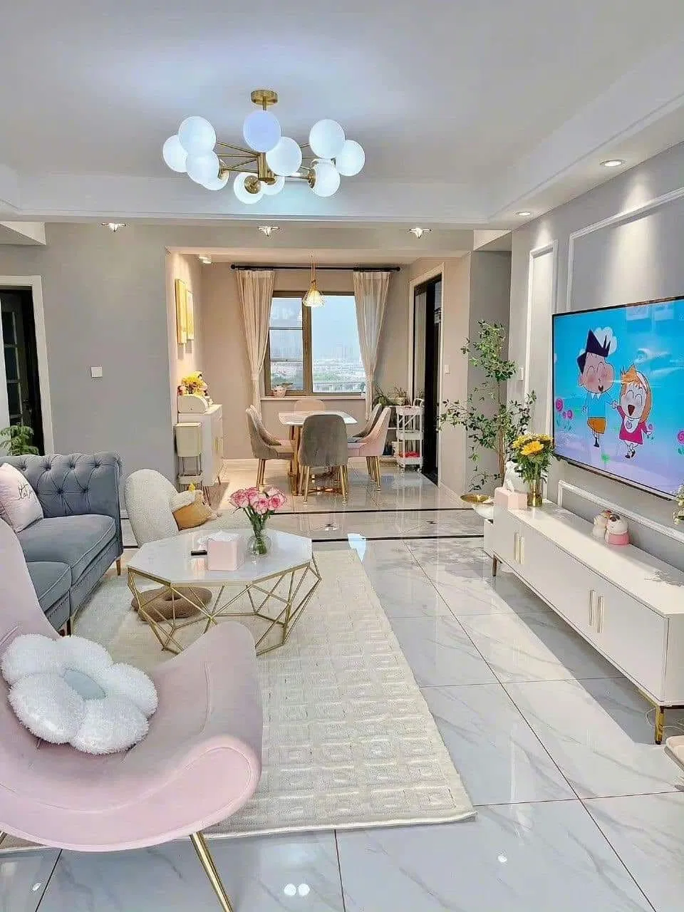 Modern Minimalist TV Cabinet