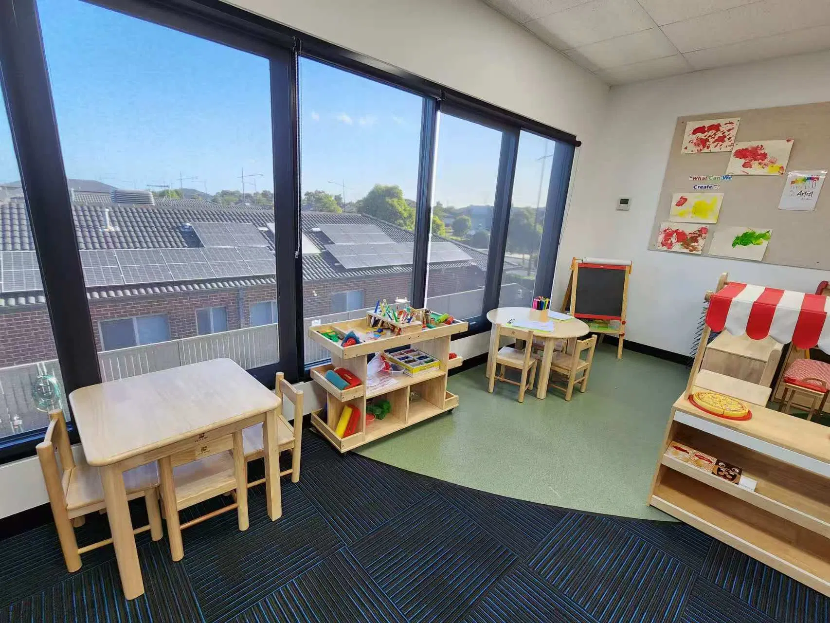 China Eco-Friendly Hot Sales Natural Wood Theme Kids Classroom Furniture, Furniture Preschool Equipment Supply for Australia