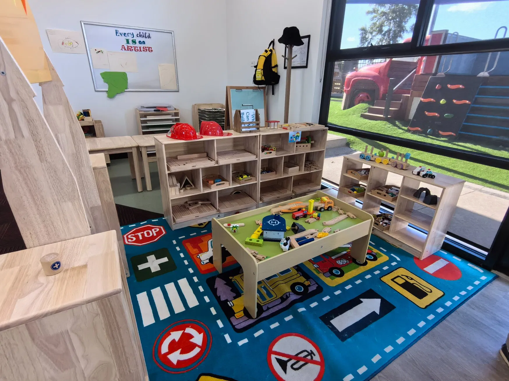 Safe and Eco-Friendly New Hot Sales Natural Theme Kids Classroom Furniture, Kindergarten Furniture Preschool Equipment Supply for Australia