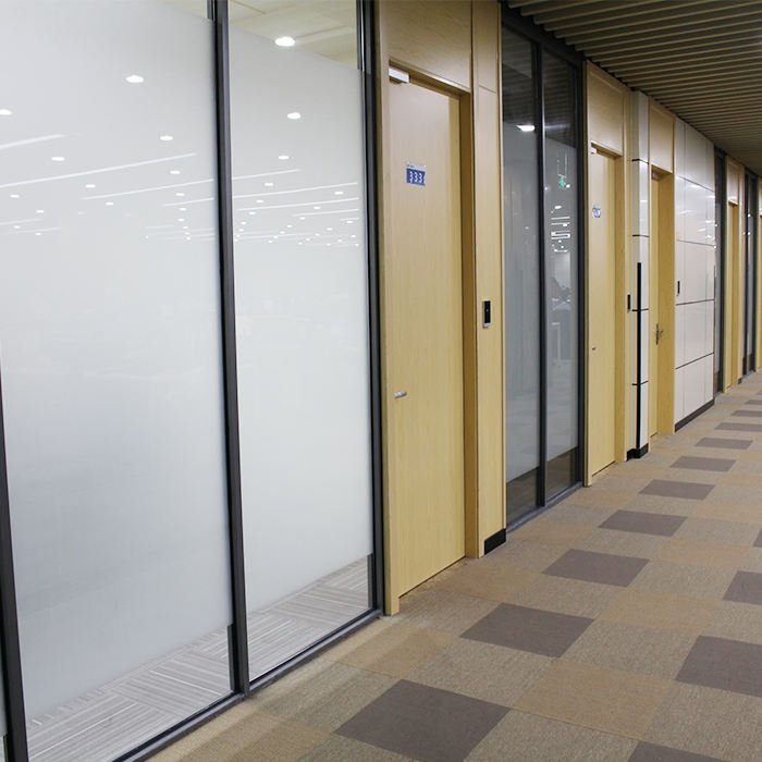 High Quality Glass Partition Wall Office Partition Factory Partition Room Modular Wall Divider with Wooden Doors