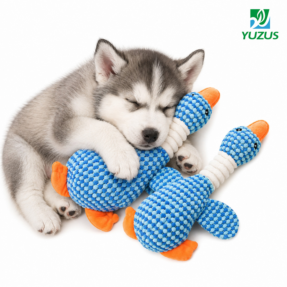 Soft Cuddle Goose Toy Indoor Solo Play Puppy Bite Toy Squeaky Plush Dog Toy Plush Goose Dog Toy