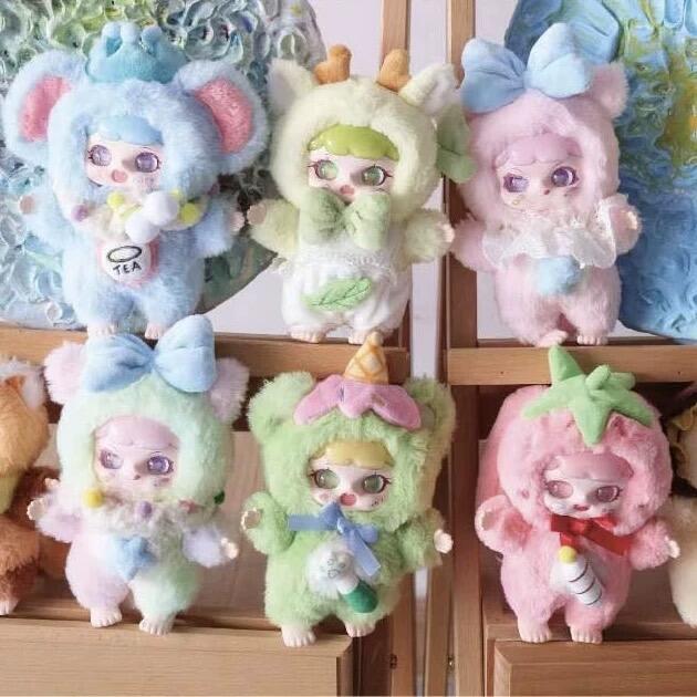 Man Chao Mouthful Sweet Series Collectible Model Toy Cute Winter Doll Ornament Plush Blind Box 1/12 Unisex 12+