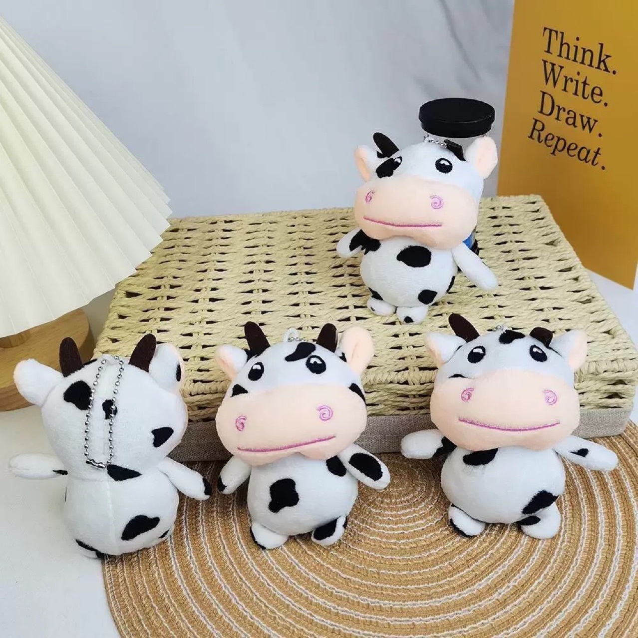 Stylish 10cm Stuffed Animal Keyring Plush Handbag Pendant Decoration Cartoon Plush Cow Keychain