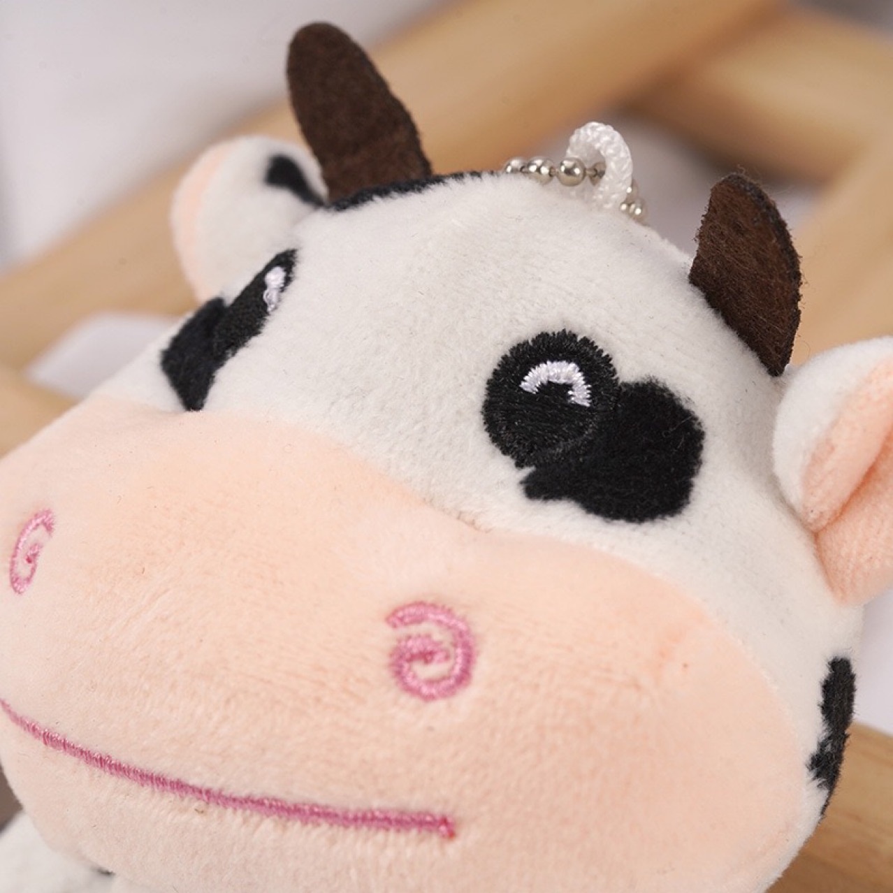 Stylish 10cm Stuffed Animal Keyring Plush Handbag Pendant Decoration Cartoon Plush Cow Keychain
