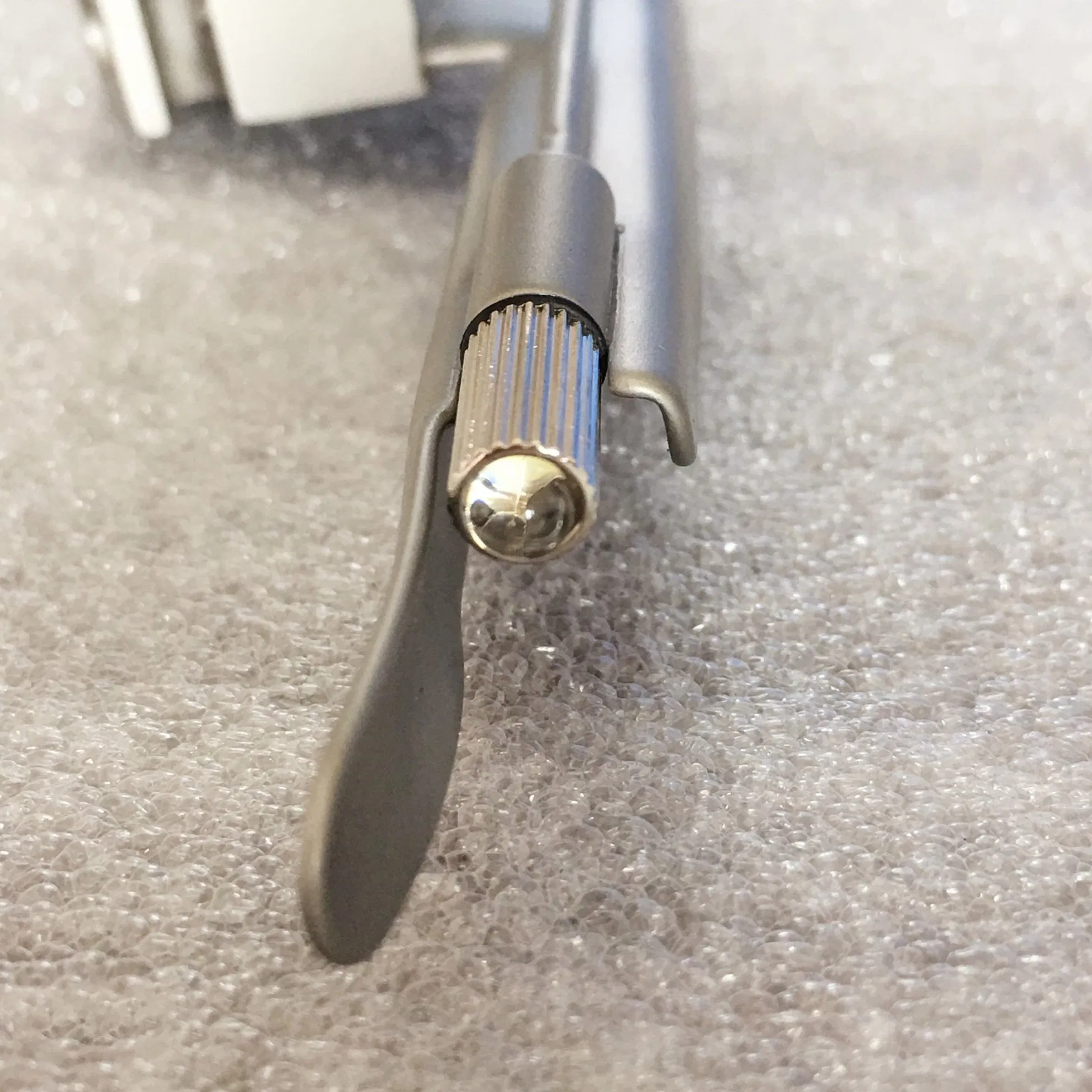 Sterilizable LED Light Anesthesia Laryngoscope Set for All Size People