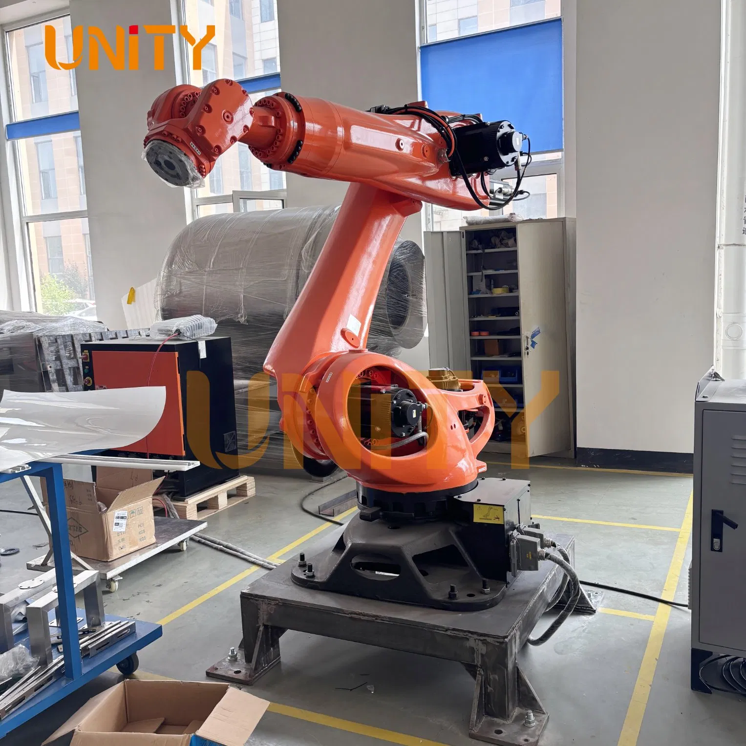 Industrial Robotic Arms Used in CNC Machine Tool Cutting Materials 20kg Industrial Robot