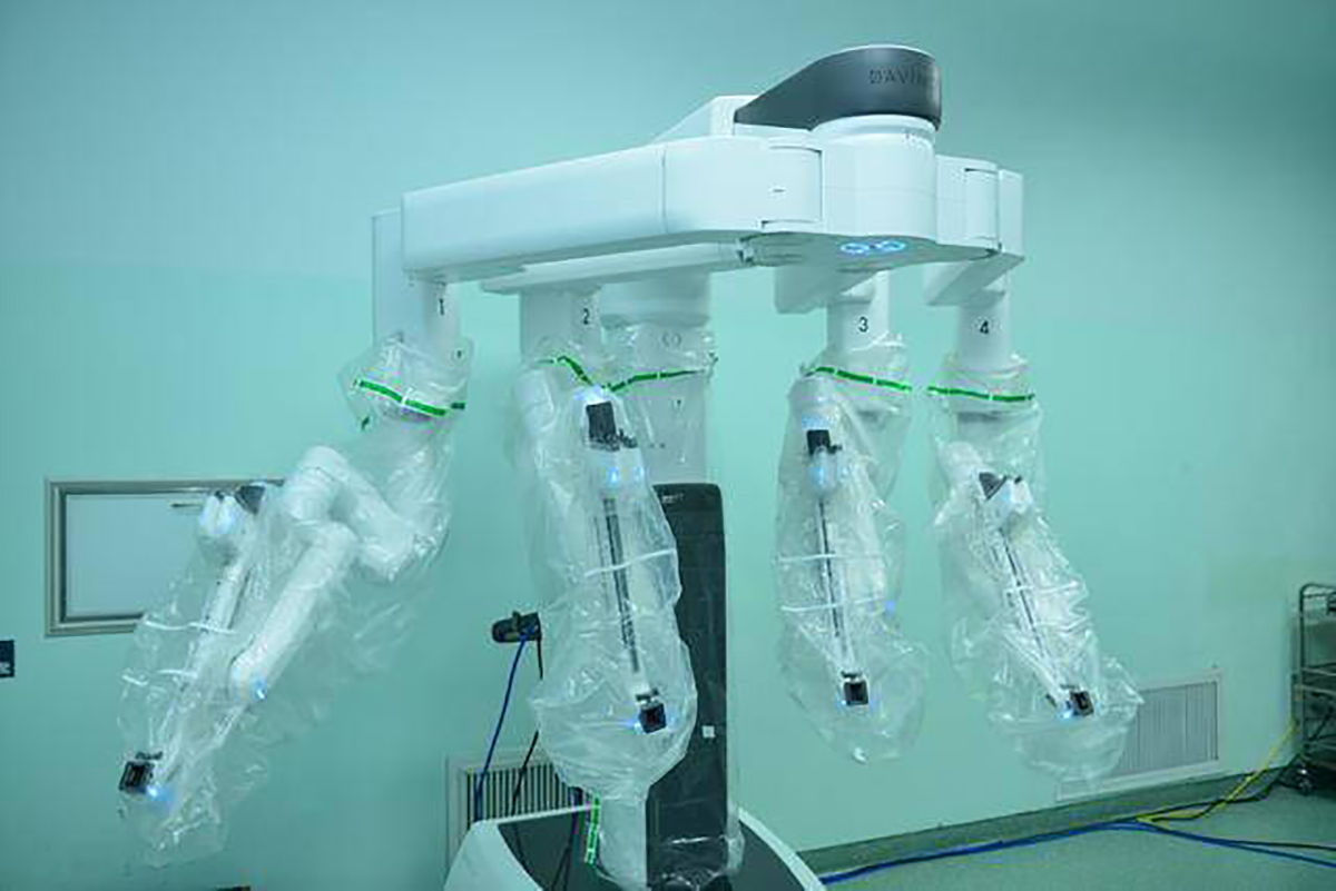 Customized OEM Disposable Medical Equipment Sleeve / Cover Surgical Robot Protective Drapes