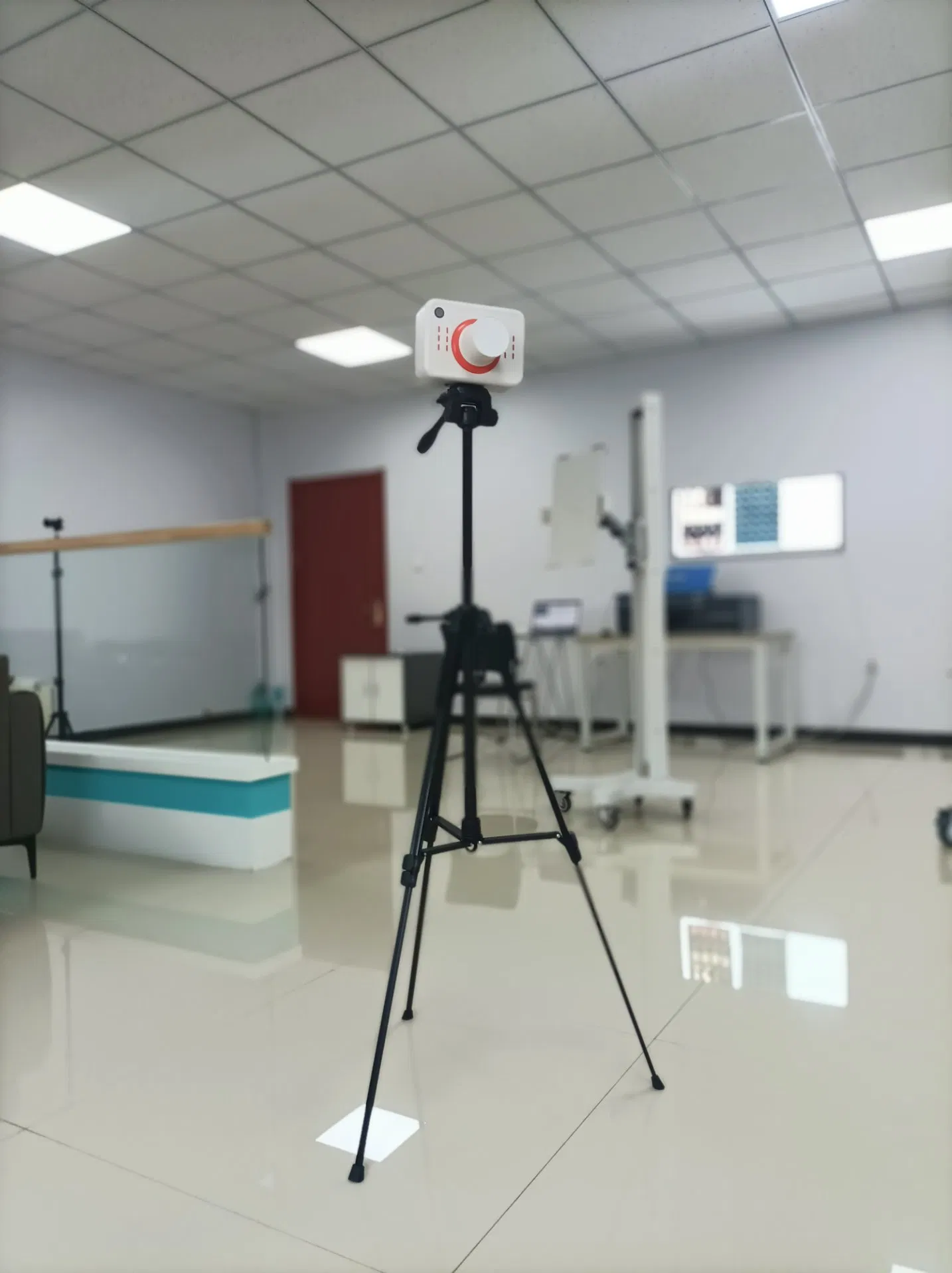 Handheld High-Frequency Medical X-ray Imaging Device