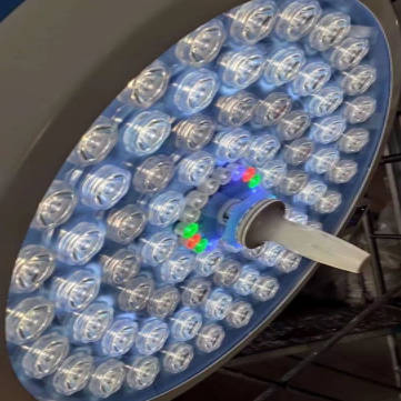 Advanced Surgical Lights with Sterilizable Handles and Touch Controls