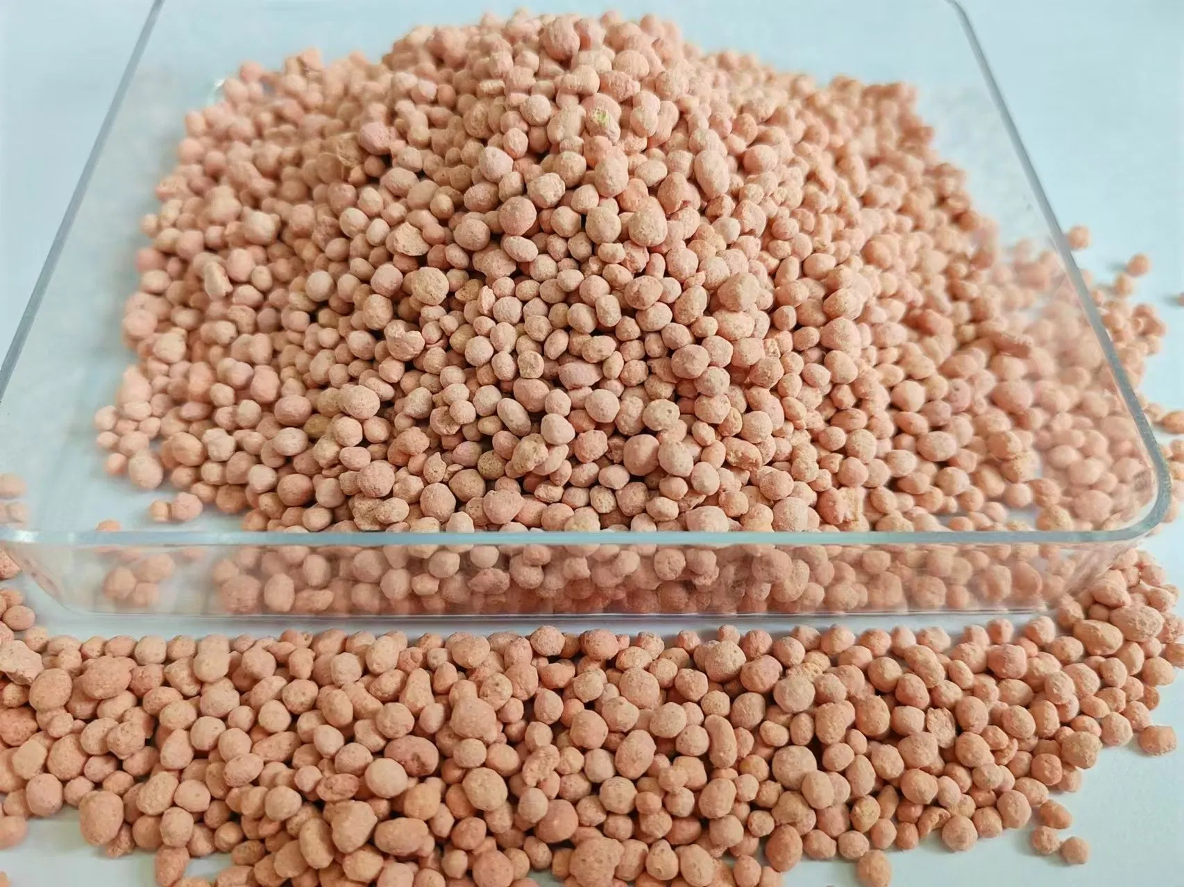 Slow Release Compound Fertilizer NPK 16-16-8/16-16-16 Granular