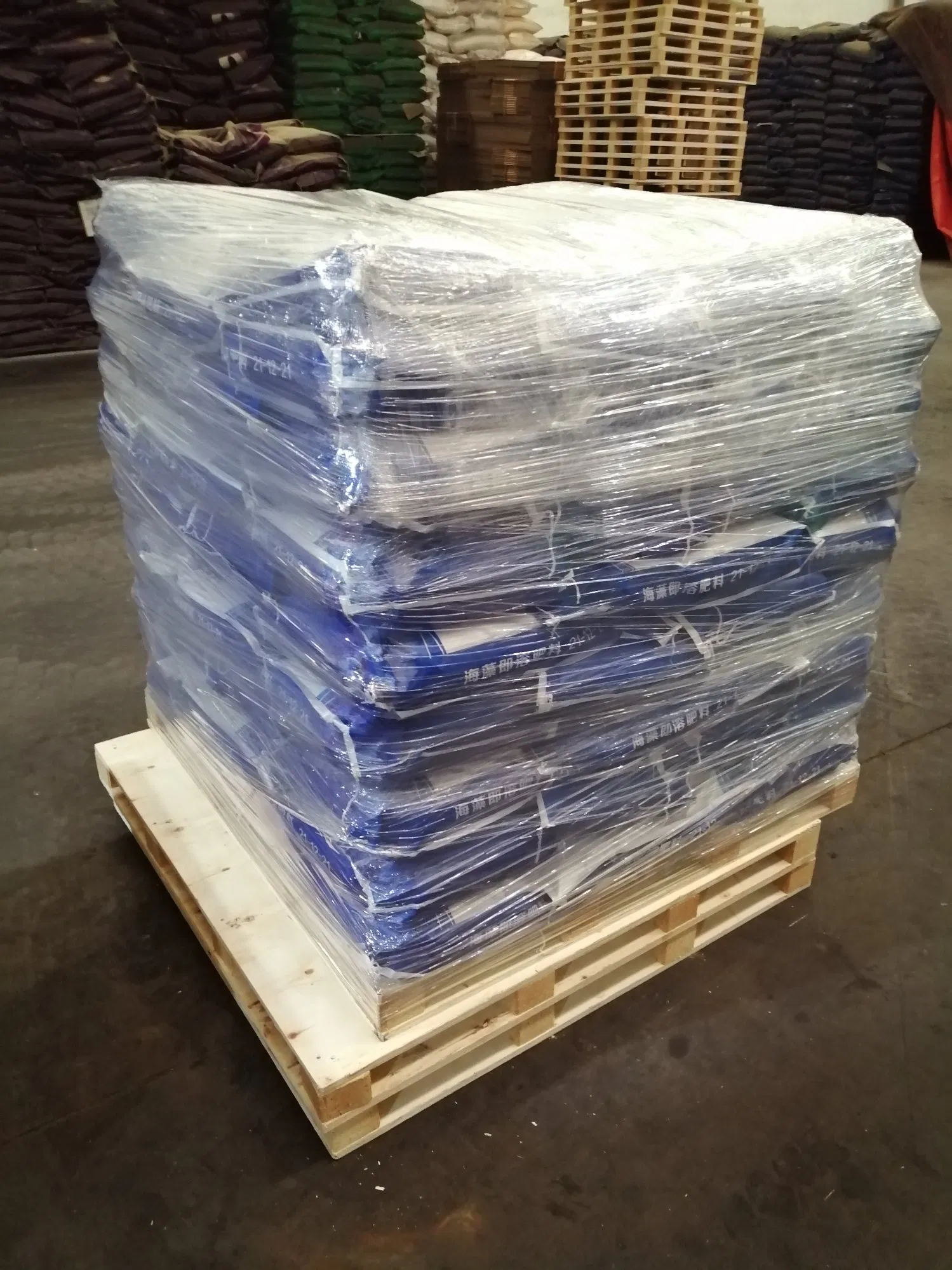 Seaweed Compound Solid Fertilizer NPK 12-6-12 with High Organic Matter