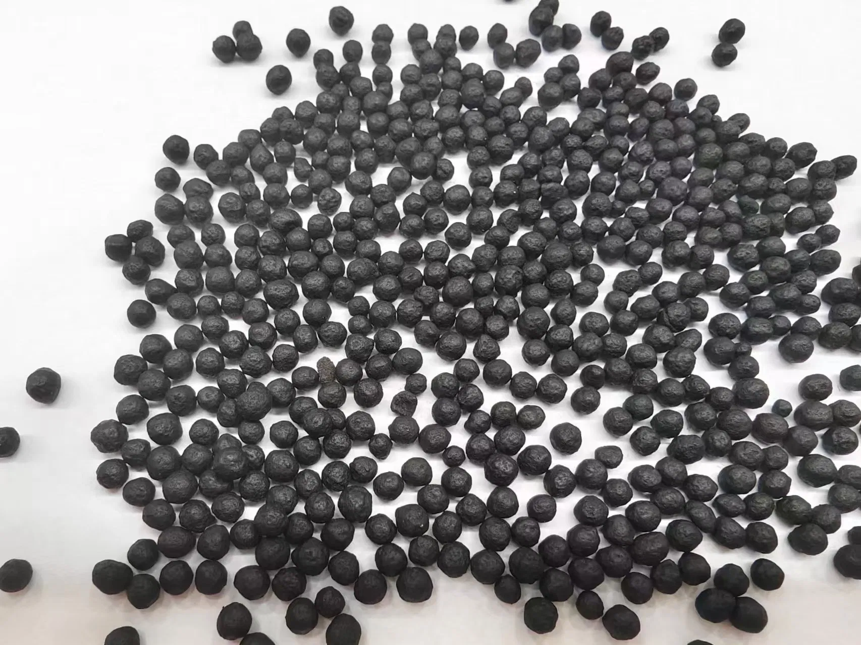 Fulvic Humic Acid Organic Fertilizer Flake Powder Granule Water Soluble Fertilizer OEM